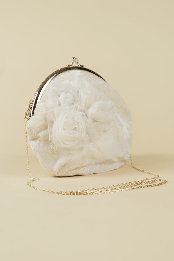 a tentative atelier Eve Bag