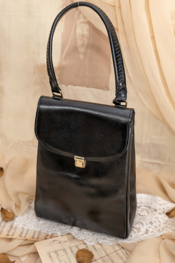 A Tentative Atelier Evers Bag
