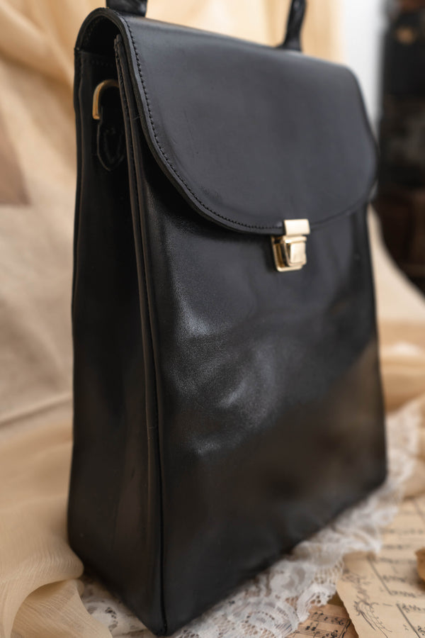 A Tentative Atelier Evers Bag