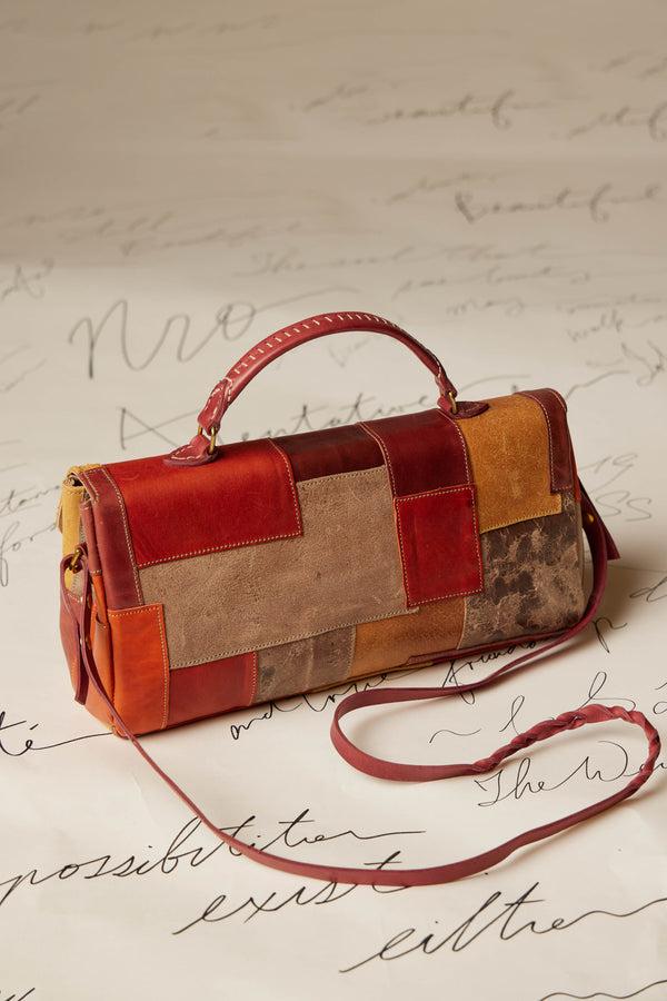 A Tentative Atelier Evlynn S. Bag