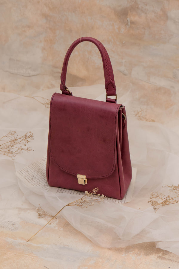 A Tentative Atelier Evonne Bag