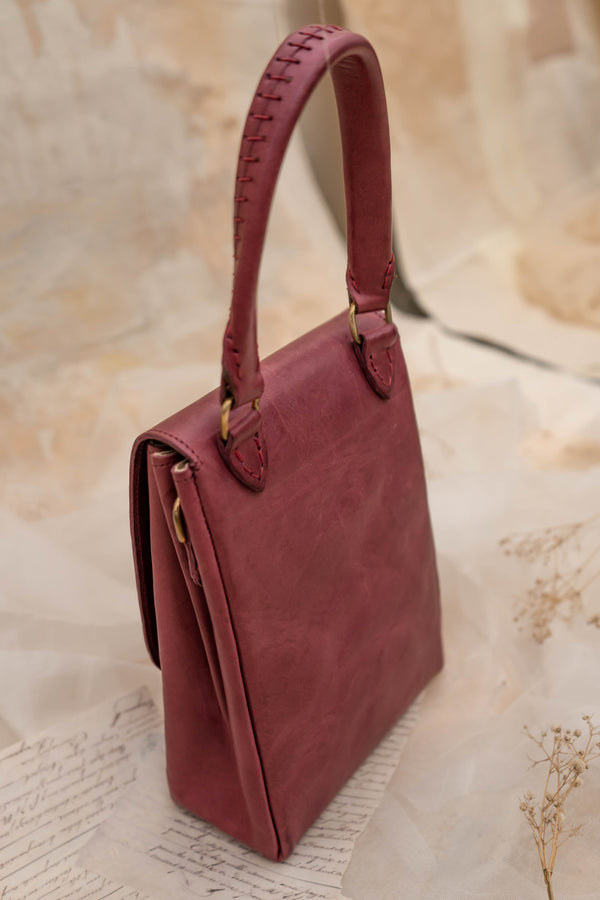 A Tentative Atelier Evonne Bag
