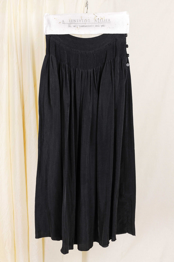 a tentative atelier García F. Skirt