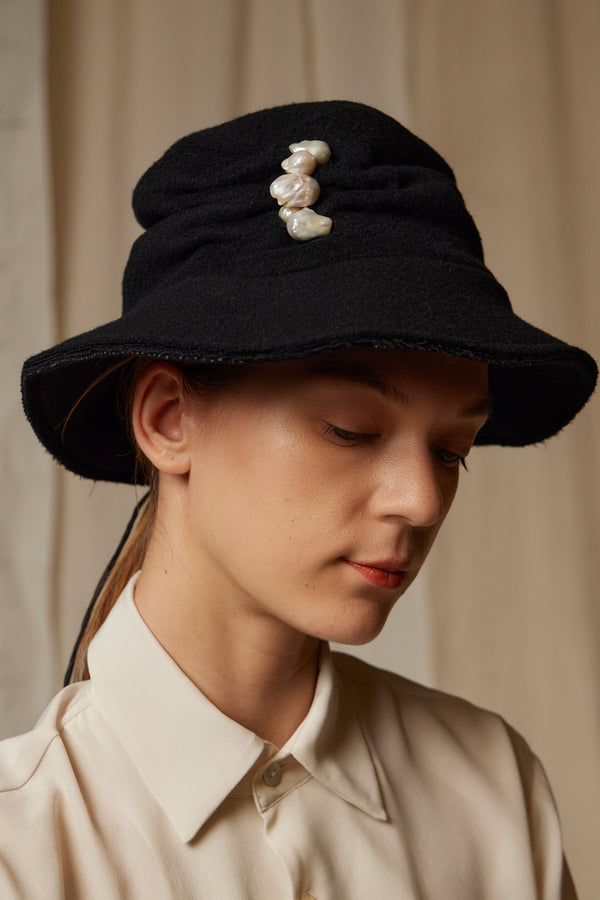 A Tentative Atelier Harmaja Hat