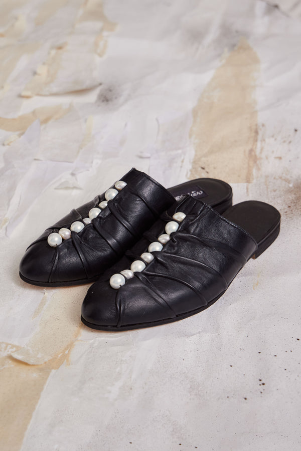 a tentative atelier Highsmith Mule Slippers