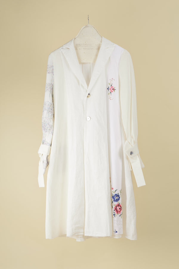 a tentative atelier Judith Coat