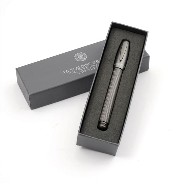 A.g. Spalding & Bros. 520 Fifth Avenue New York CREST GUN FOUNTAIN PEN GUNMETAL