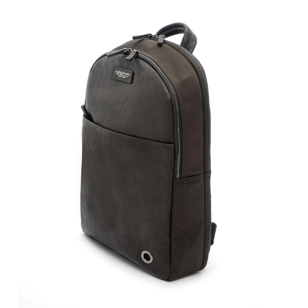 A.g. Spalding & Bros. 520 Fifth Avenue New York ROUND BACKPACK STEEL RIVET BROWN
