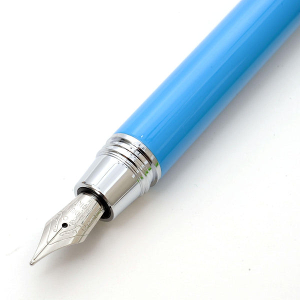 A.g. Spalding & Bros. 520 Fifth Avenue New York Short Classic Fountain Pen LIGHT BLUE