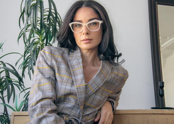 A.j. Morgan Hi Calibre Reading Glasses Light Beige