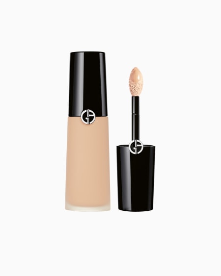 a|x armani exchange 4 - Light Golden Luminous Silk Concealer