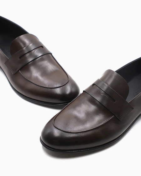 A|x Armani Exchange Leather Loafers