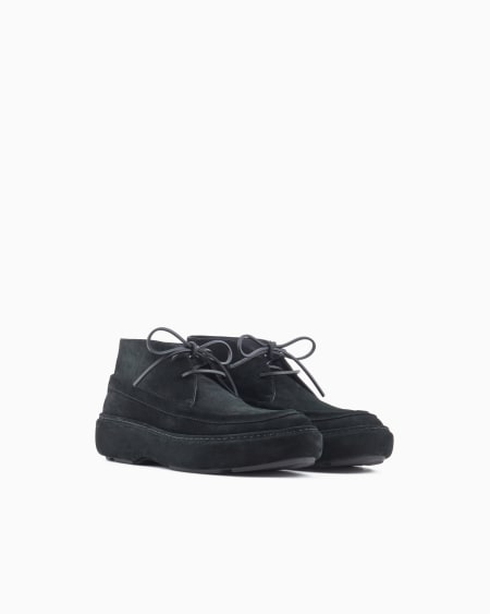 A|x Armani Exchange Suede Chukka Boots