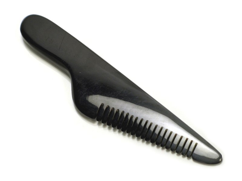 abbeyhorn 4" Moustache Comb - Half Tree Shaped
