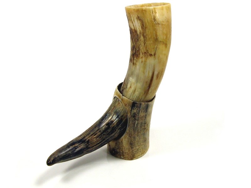 abbeyhorn Drinking Horn On Stand - Rough - 1 Pint