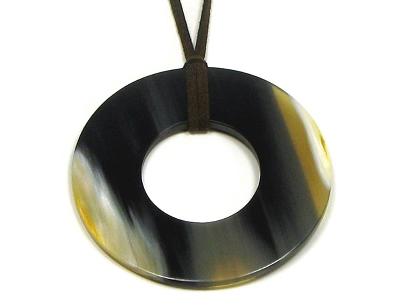 abbeyhorn Round Horn Pendant With Centred Hole