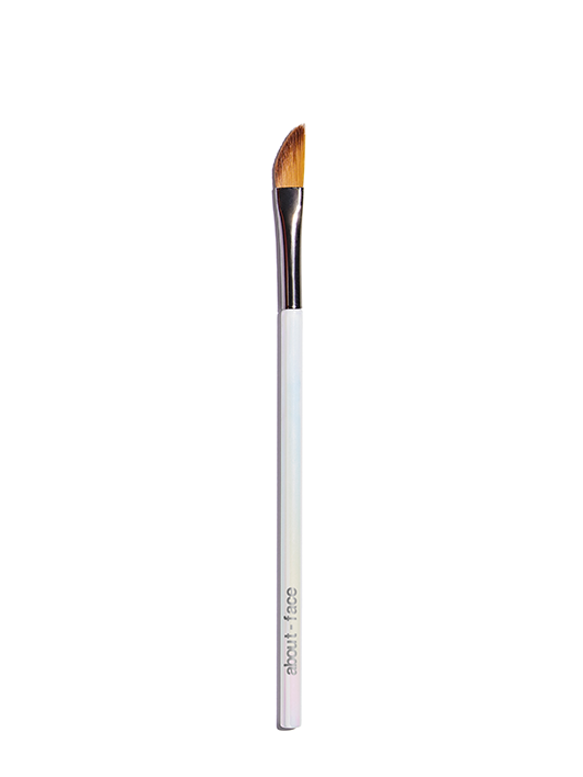 about face Angled Wing Tip Liner Brush