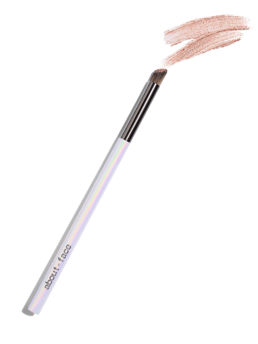 About Face Define + Blend Crease Cream Brush
