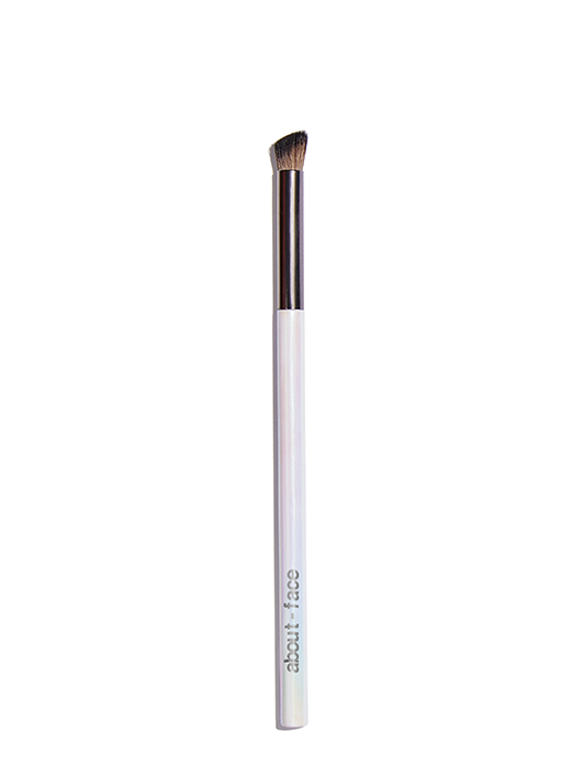 about face Define + Blend Crease Powder Brush