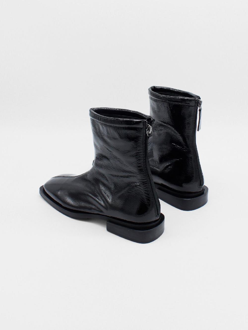 About Arianne Dean Night Boots