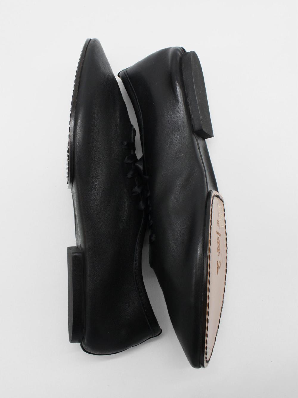 About Arianne Mateo Black Flats