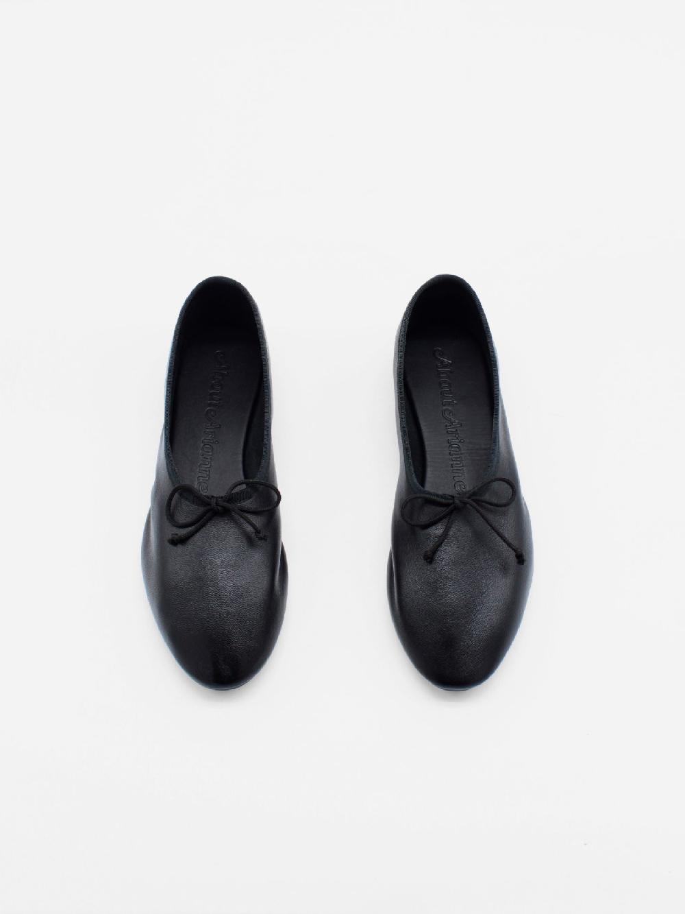 About Arianne Mila Black Flats