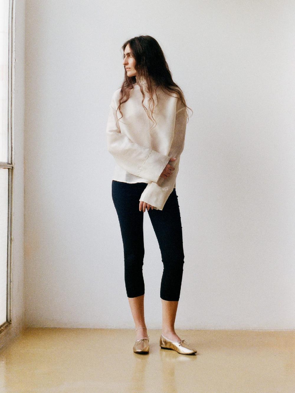 about Arianne Mila Gold Flats