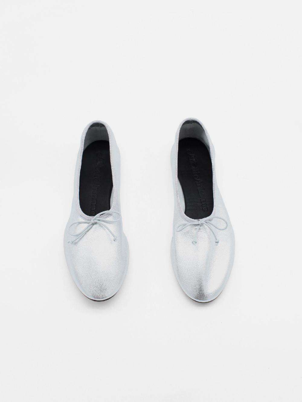 About Arianne Mila Scale Flats