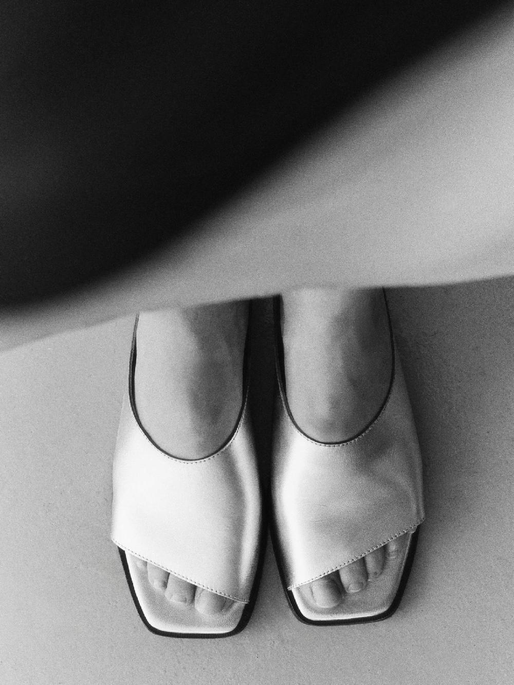 about arianne Ojih Scale Flats