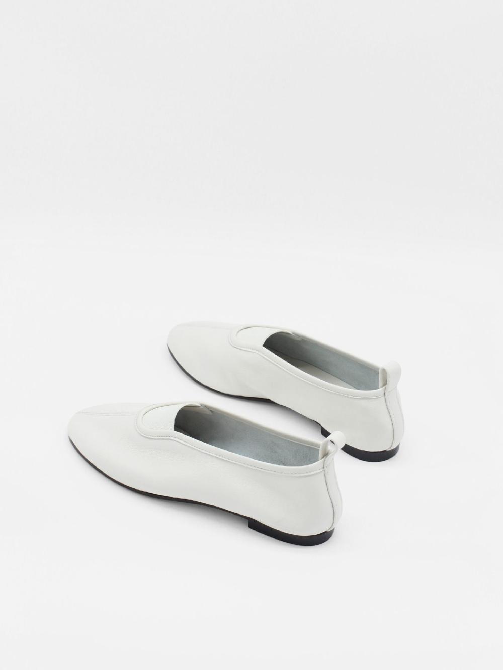 About Arianne Piero Ice Flats