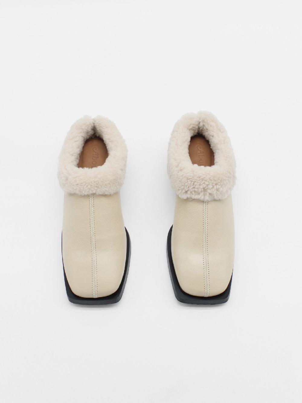 About Arianne Tea Sand Flats