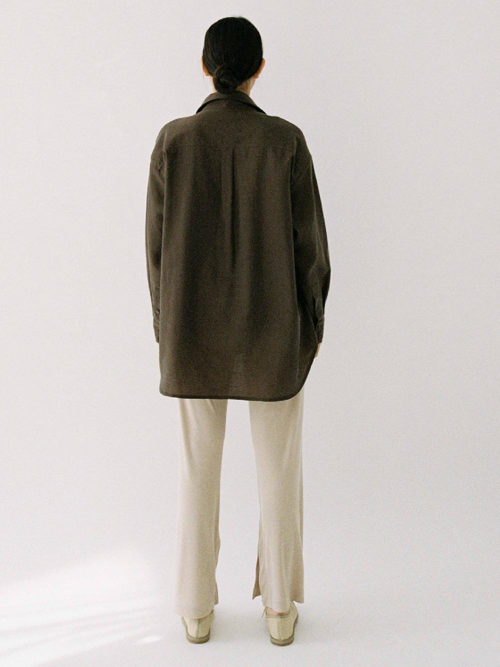 About Arianne Vega Trousers Misc