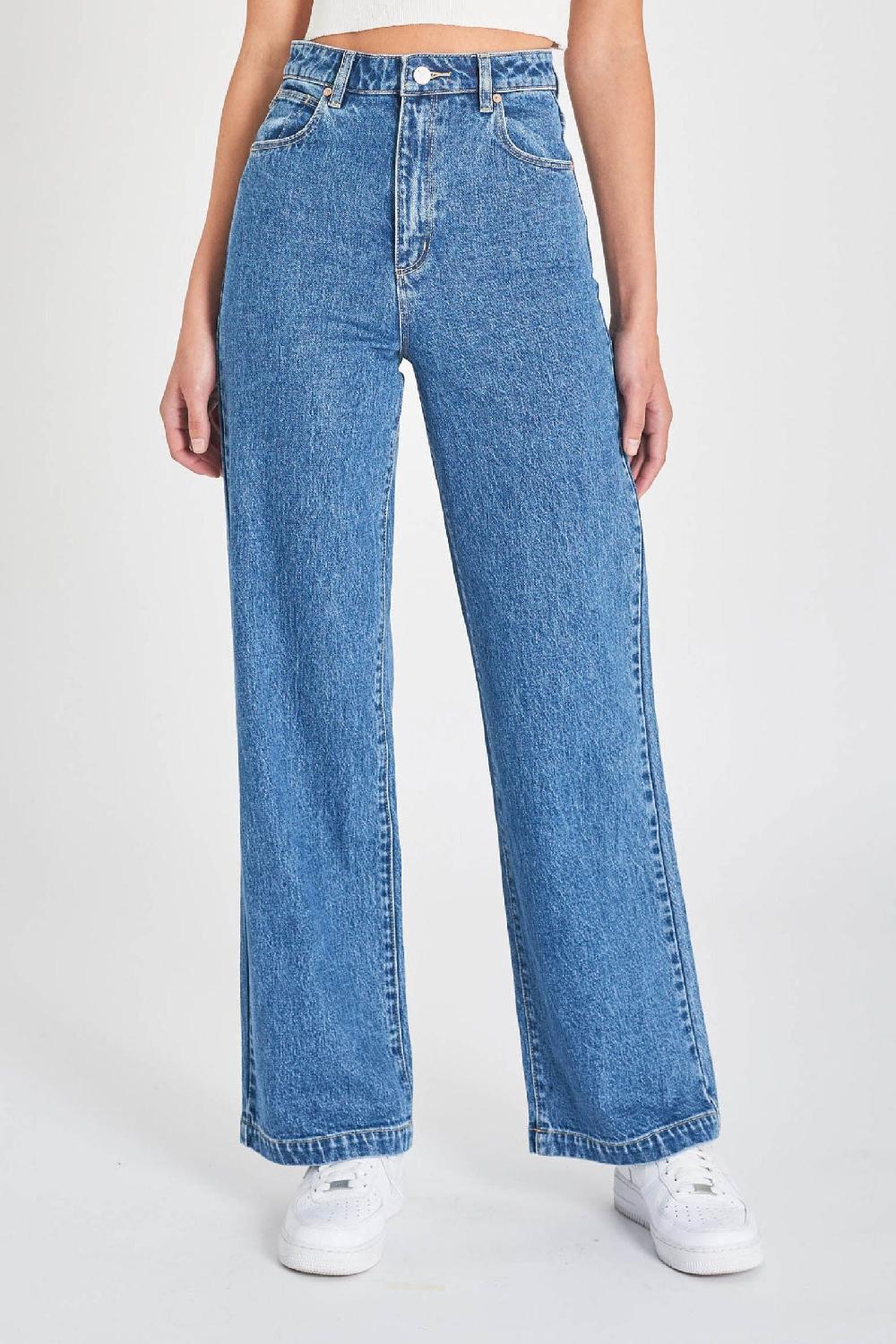 Abrand 94 High & Wide Petite - Chantell Organic