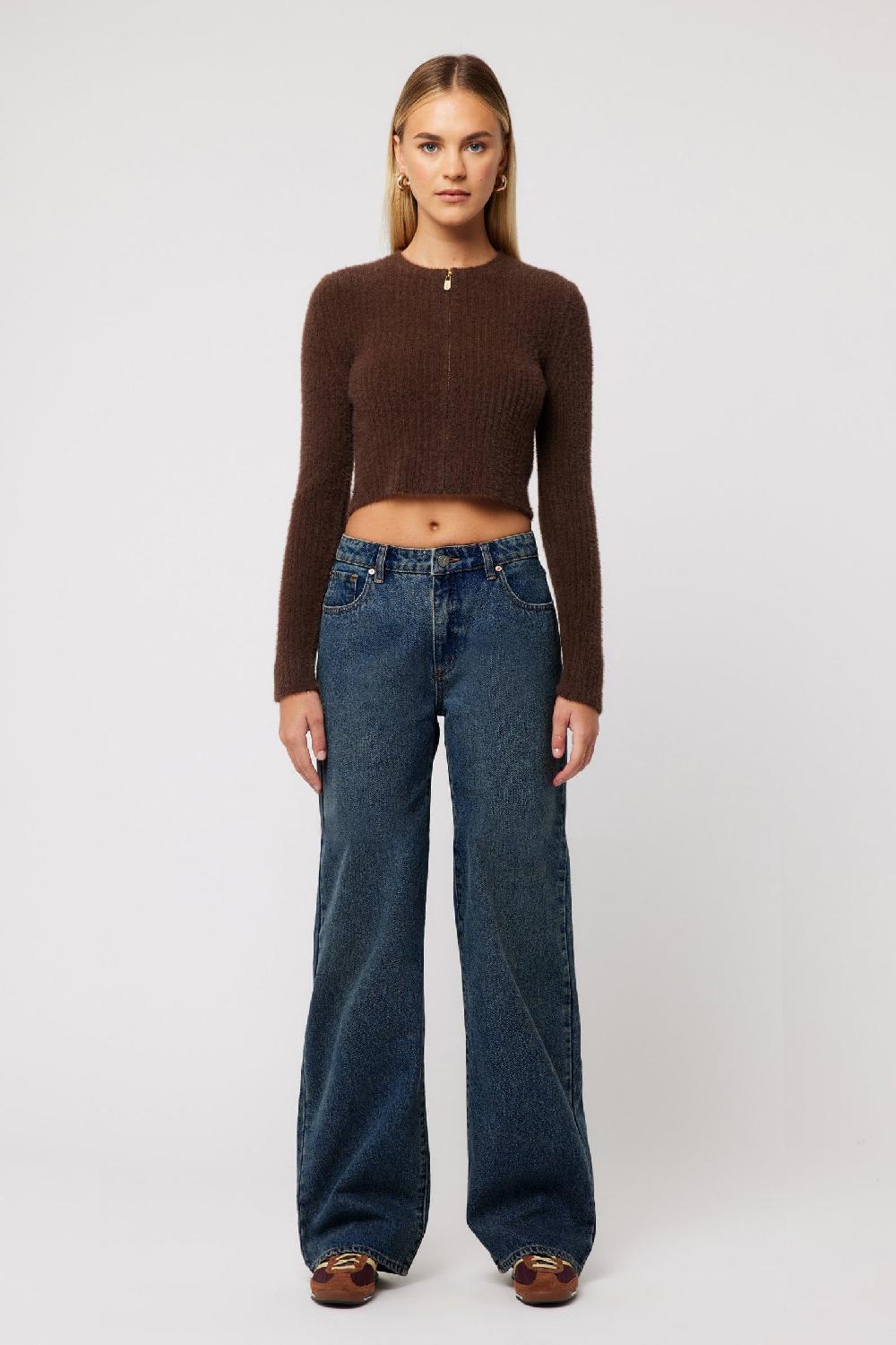 Abrand 95 Mid Baggy Lola
