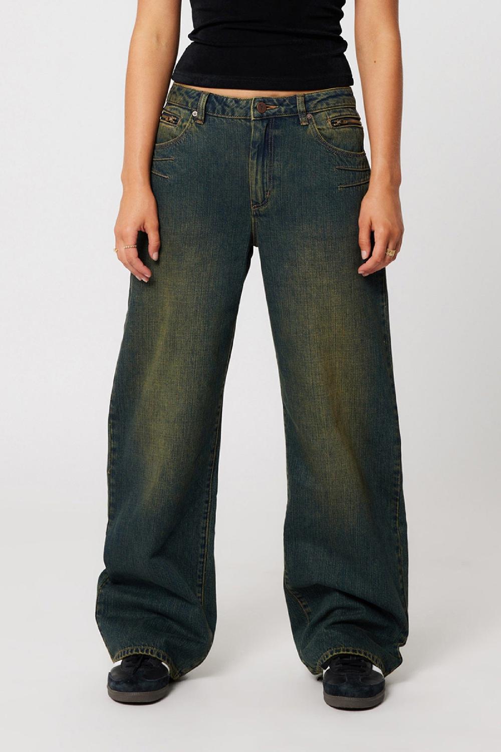 Abrand 95 Mid Baggy Zip Xena