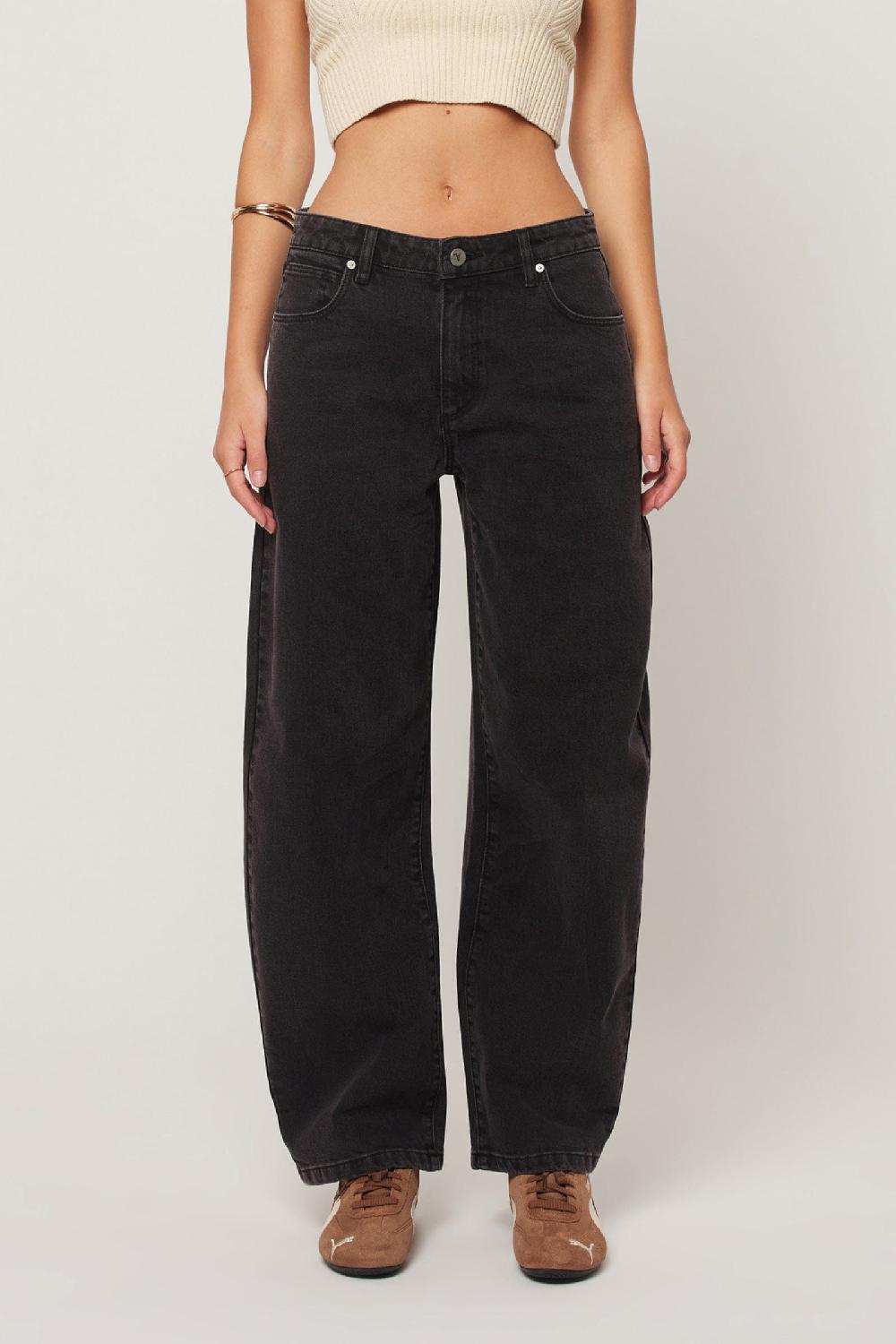 Abrand 95 Mid Barrel Jean Sophie