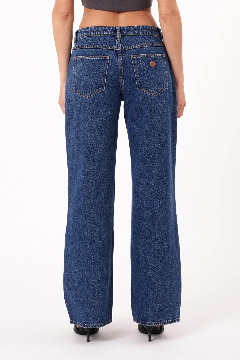 Abrand 99 Low Baggy Bella