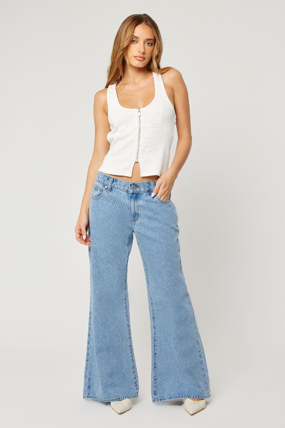 Abrand 99 Low Baggy Flare Petite Gigi