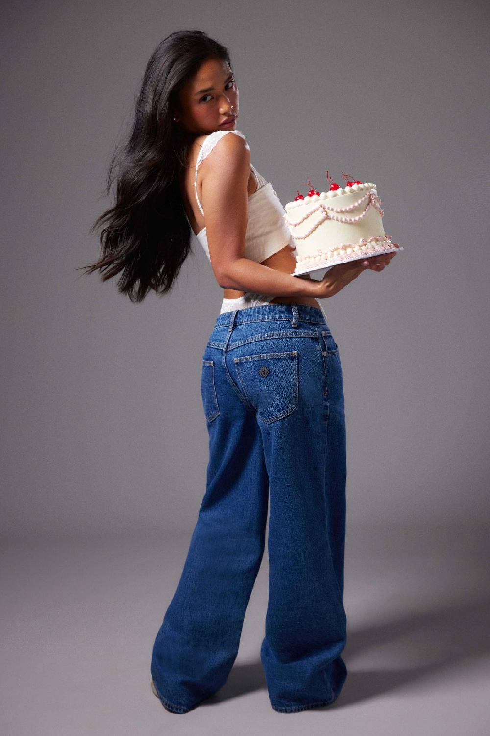 Abrand 99 Low Baggy Petite - Bella