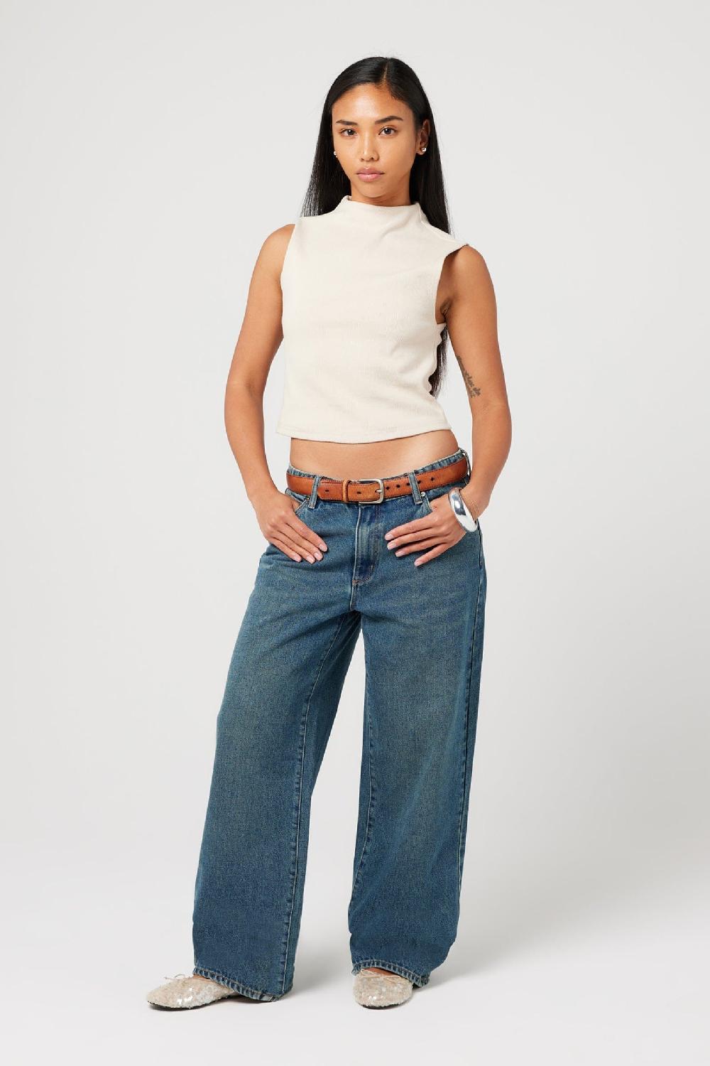 Abrand 99 Low Baggy Petite - Devyn