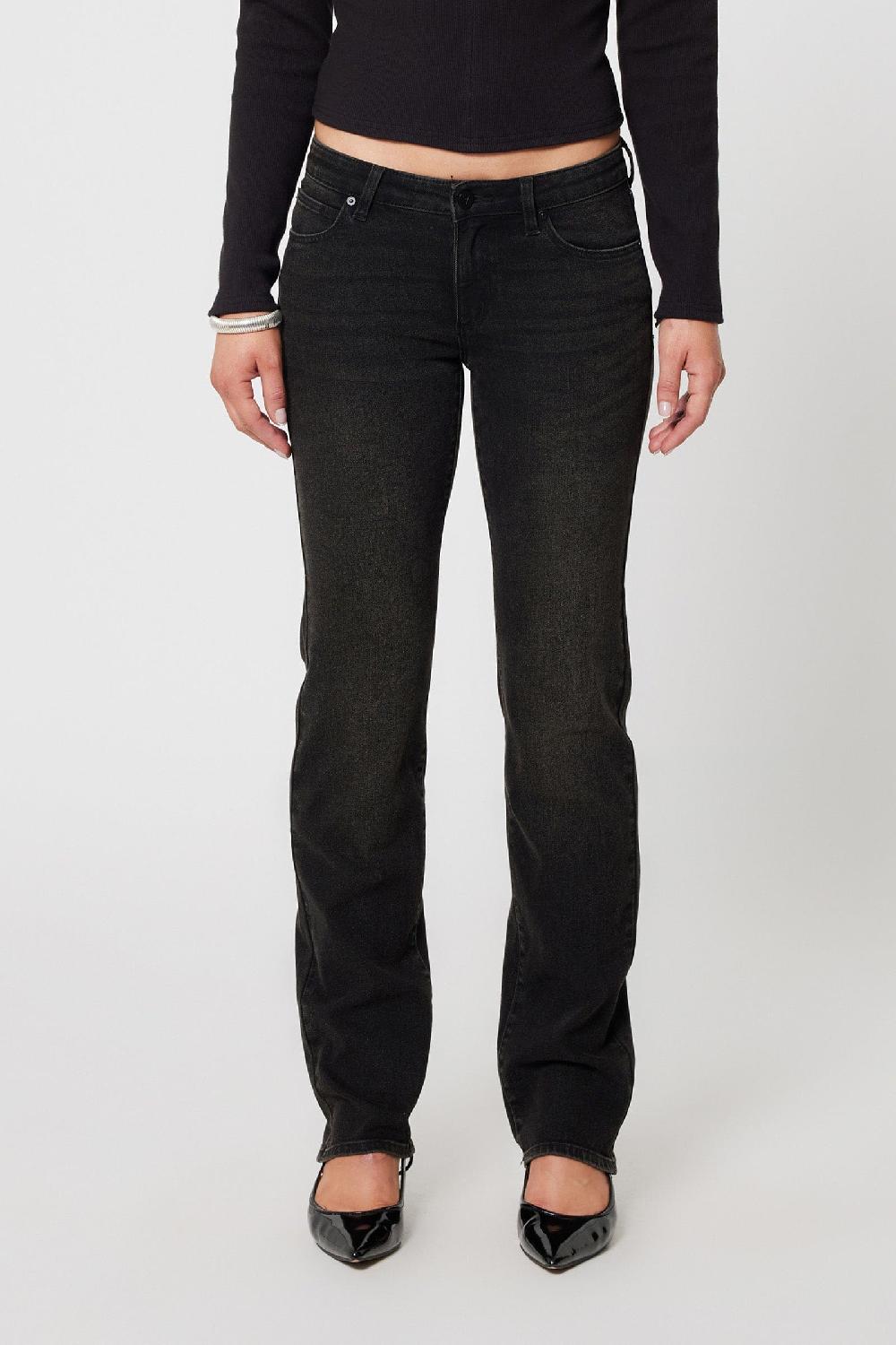 Abrand 99 Low Straight Blake