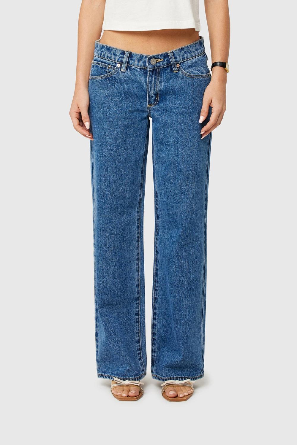 abrand 99 Low & Wide Petite Chantell Organic