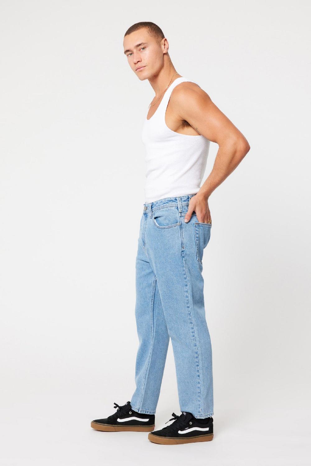 Abrand A3 Crop Simon