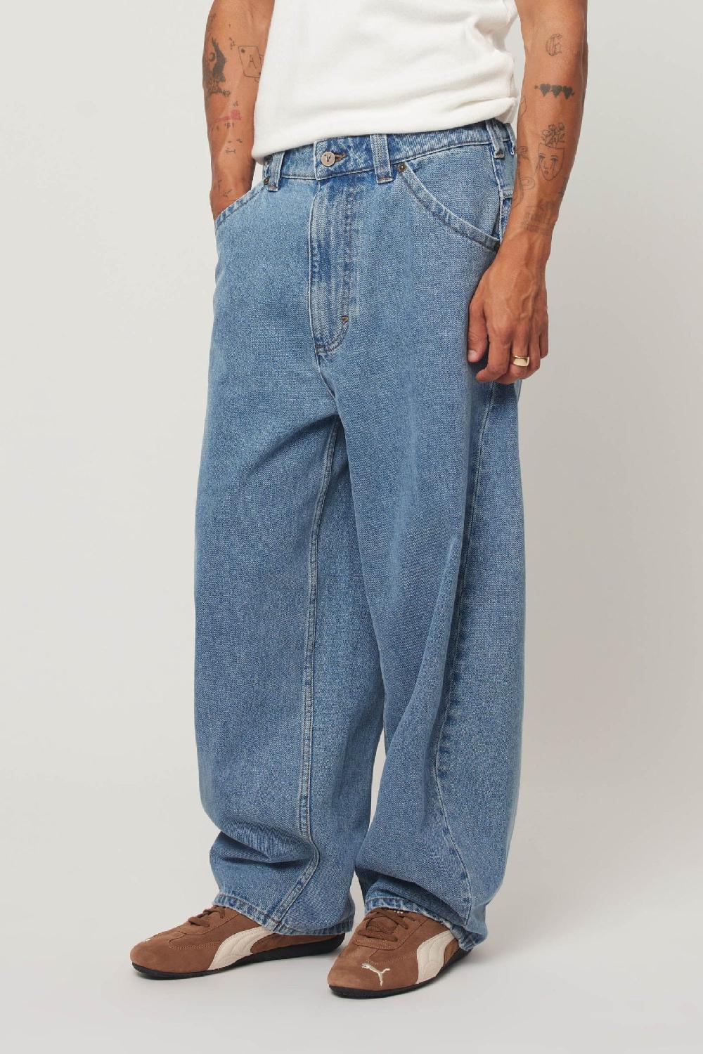 Abrand A6 Big Cocoon Francis