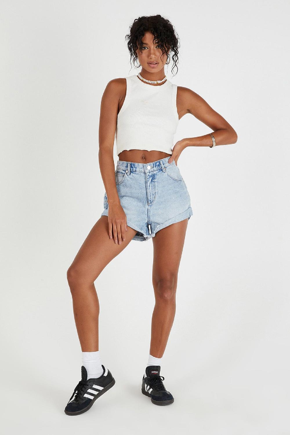 Abrand Slouch Short Miley