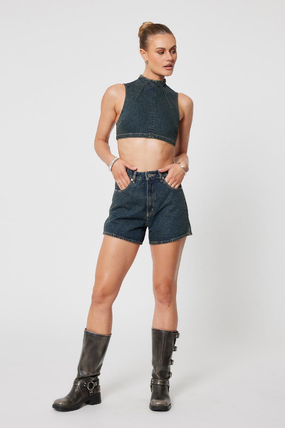 abrand Venice Short - Quinn