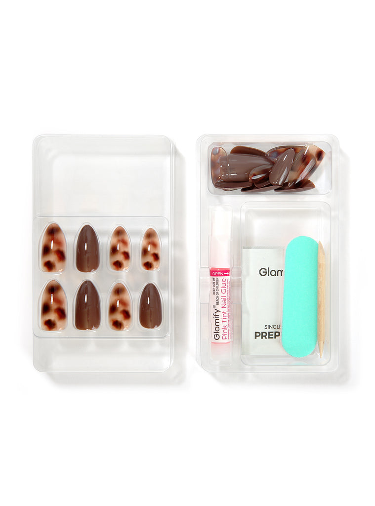 Absolute New York NTTS11 Trendsetter Press On Nails - Almond Medium