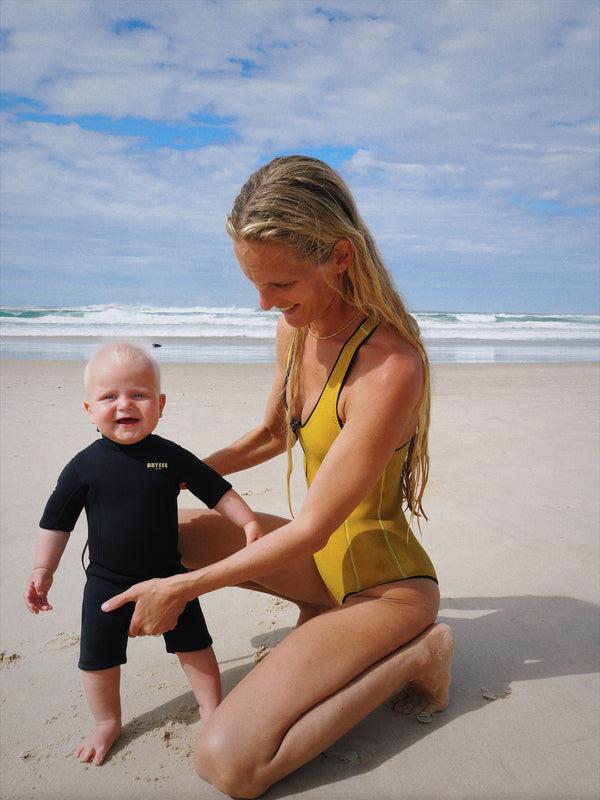 Abysse Honu Mini Springsuit - Black