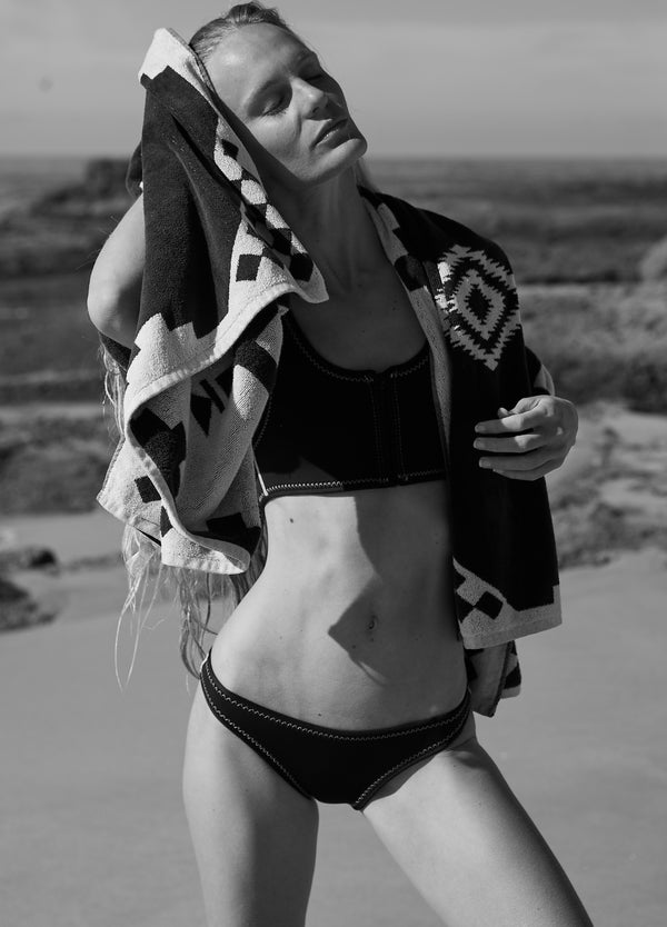 Abysse Jenna Bottom Stone