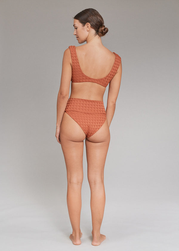 acacia ECHO BOTTOM - RESORT 2025 Amal